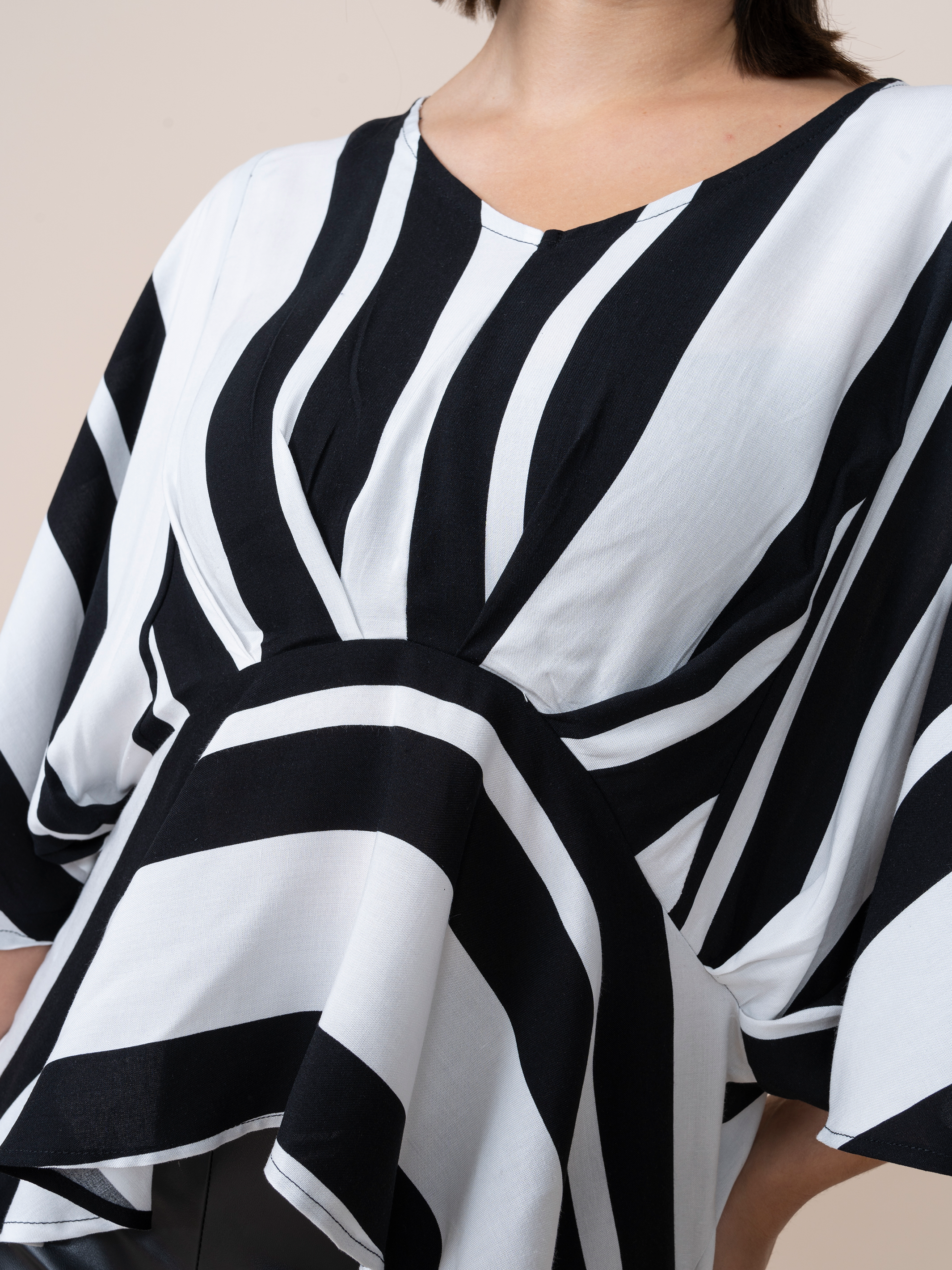 Karina Blouse Leaves Print