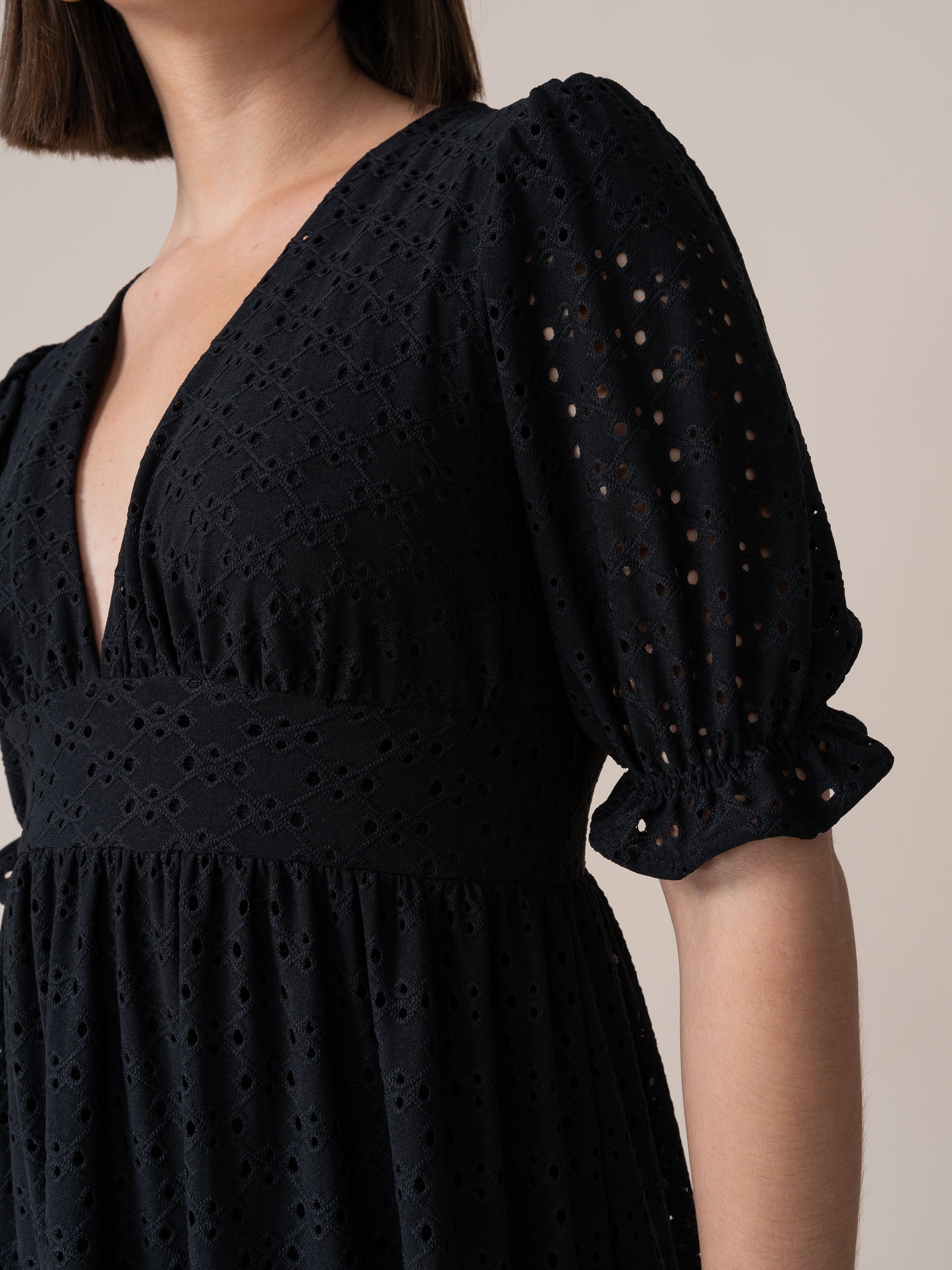 Vestido de Broderie 125 Negro