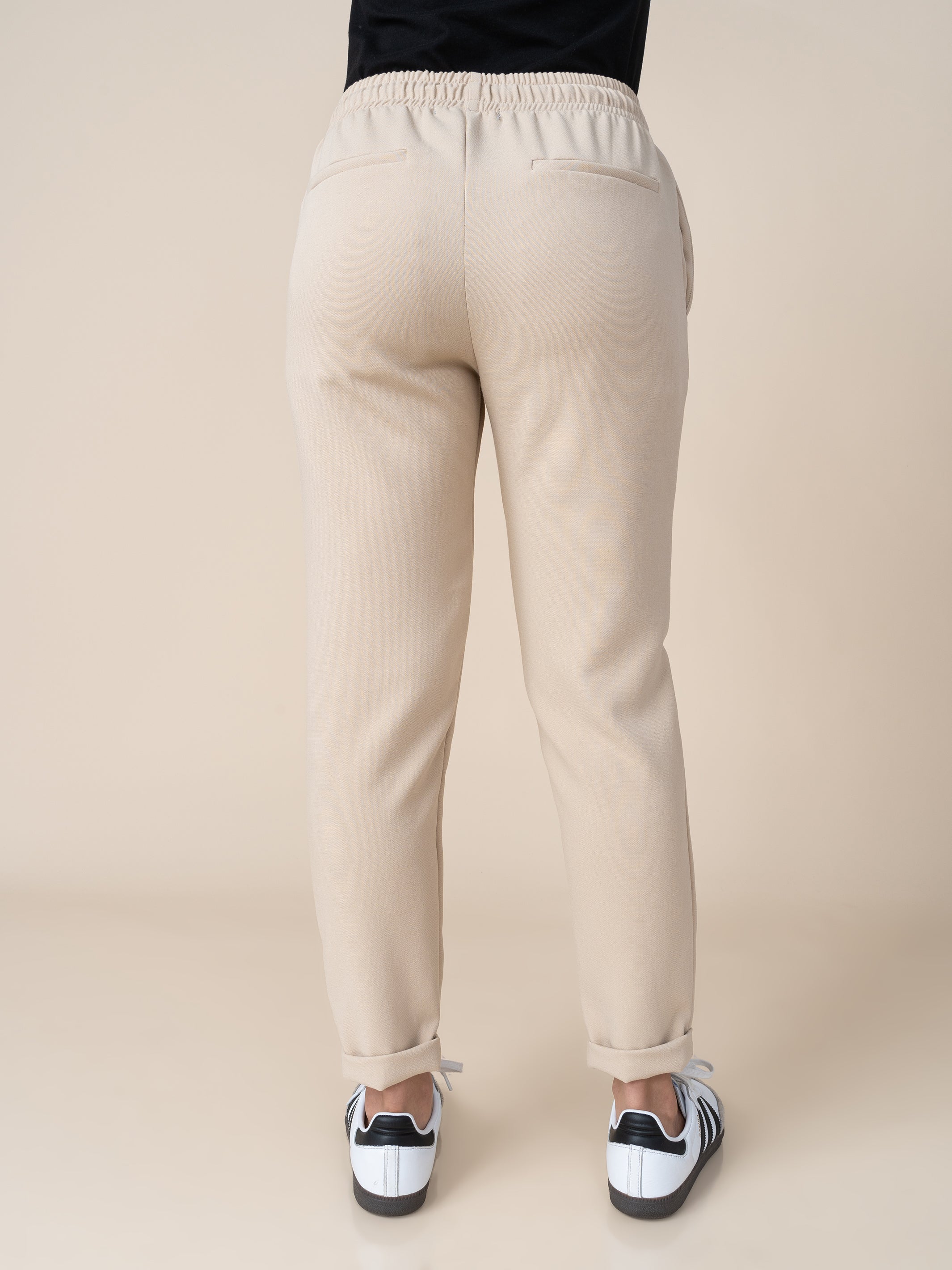 Formal Jogger Ariel Beige