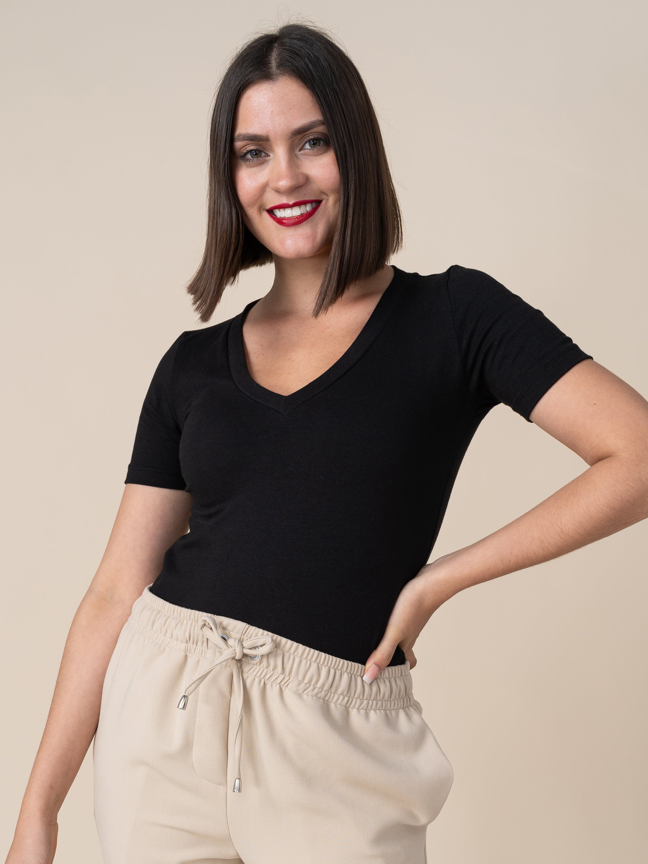 Body Valeria Cuello V Negro