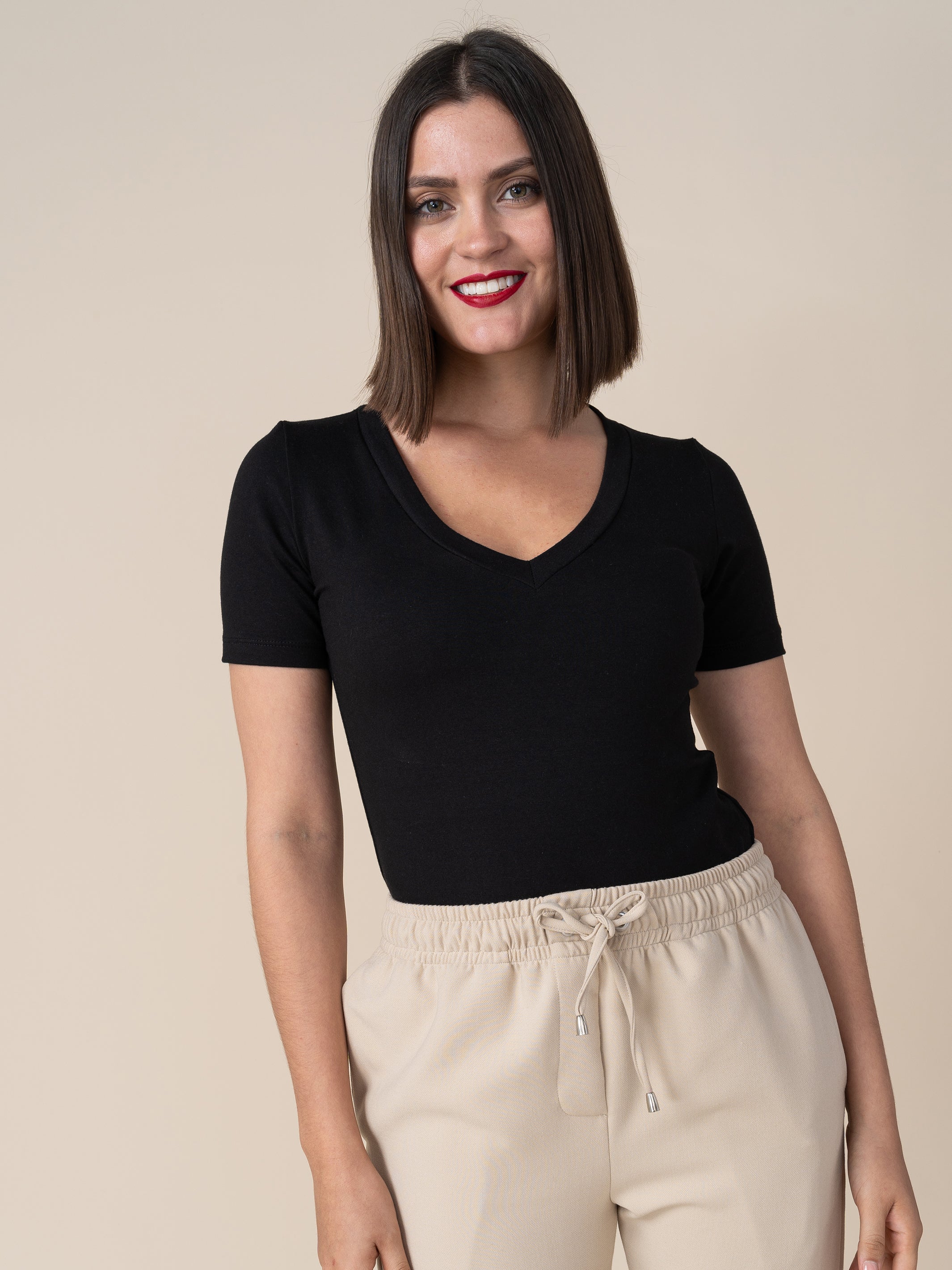 Body Valeria Cuello V Negro