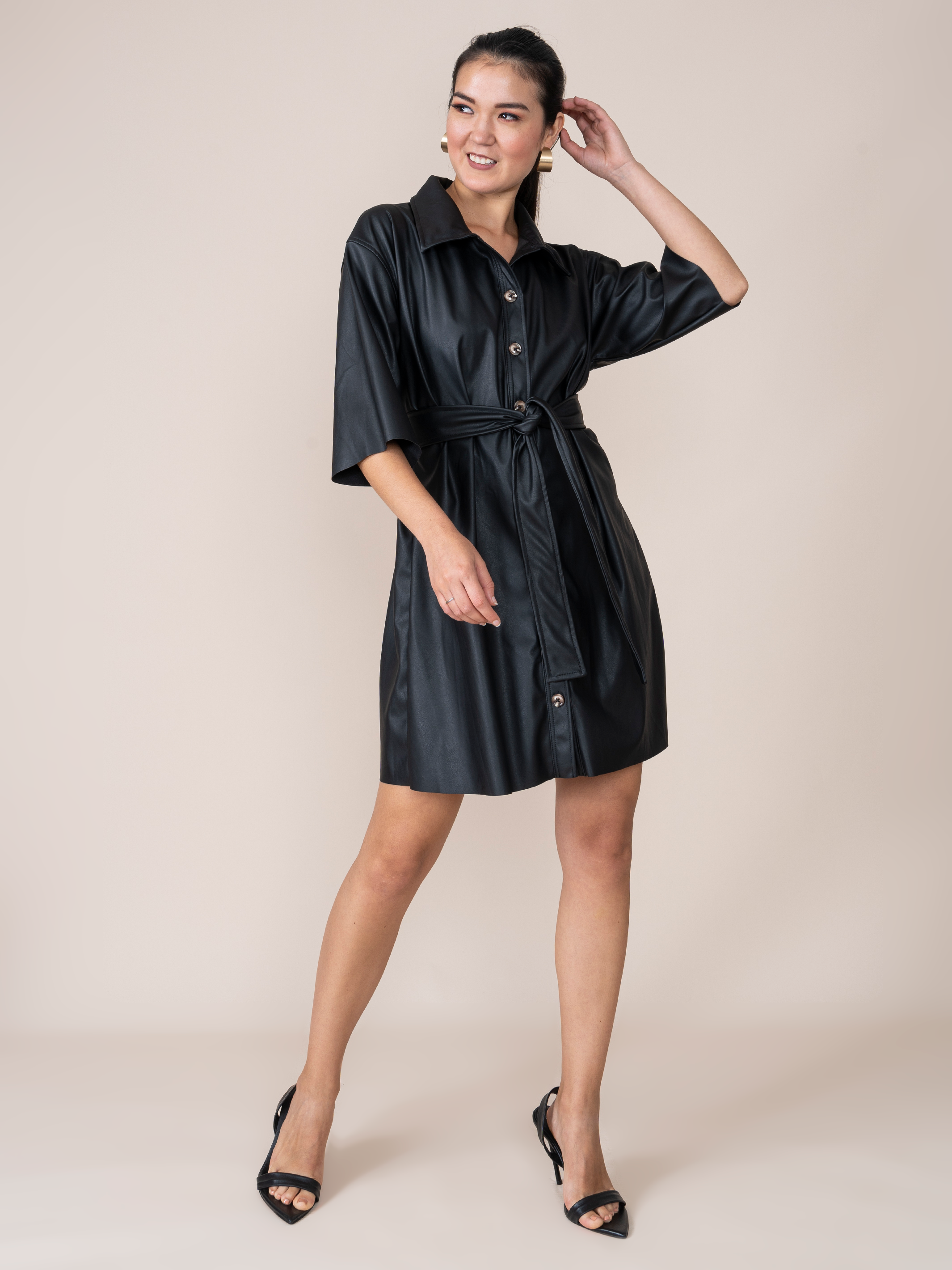 Vestido de Cuerina Alondra Negra
