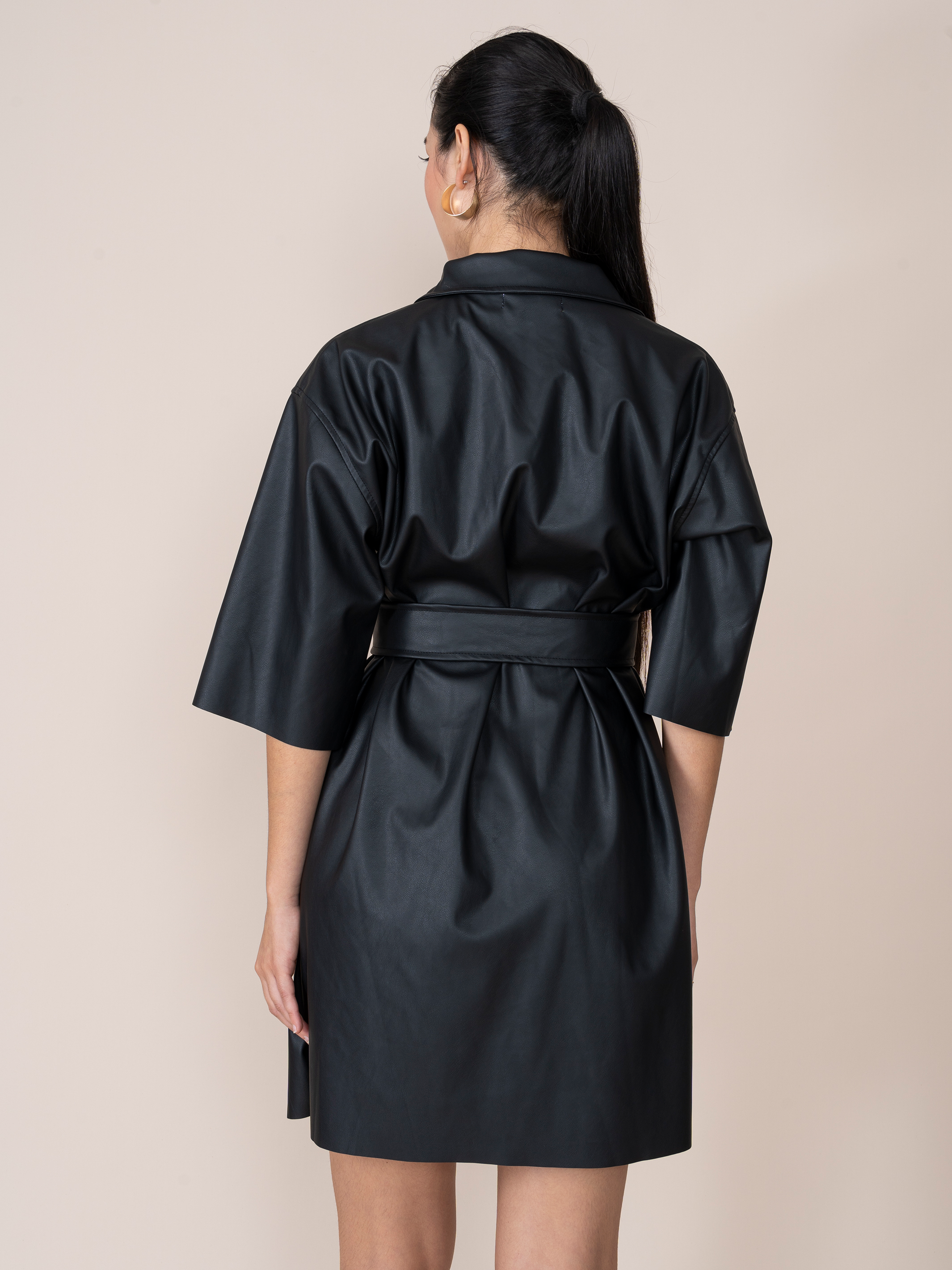 Vestido de Cuerina Alondra Negra
