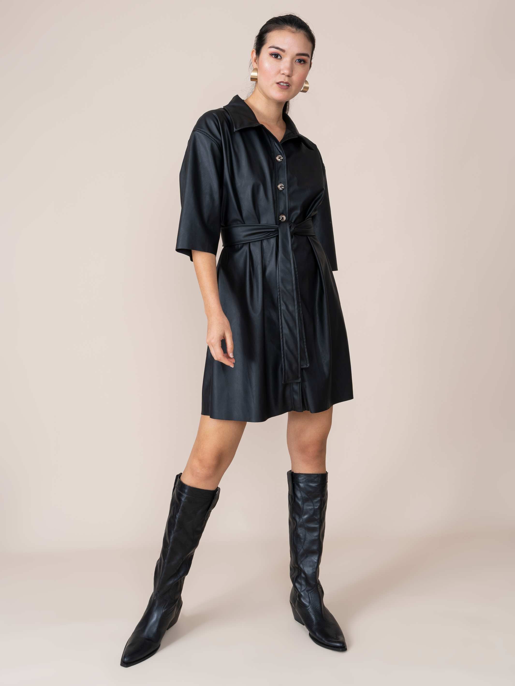 Vestido de Cuerina Alondra Negra