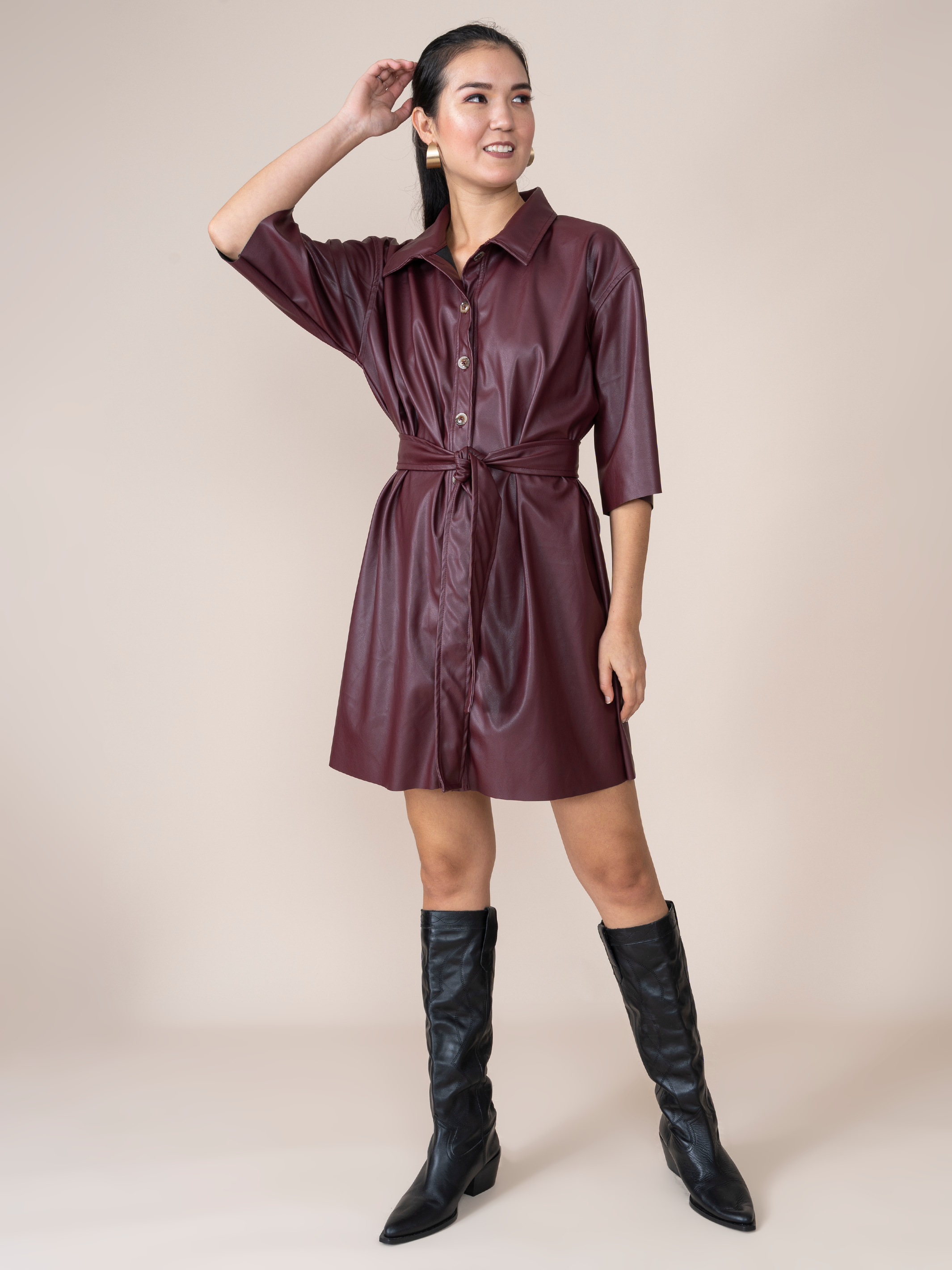 Vestido de Cuerina Alondra Guinda