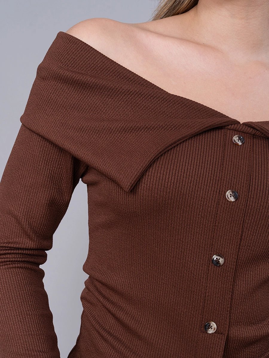 Polo Off Shoulder Chocolate Manga Larga - Polo de La Matier