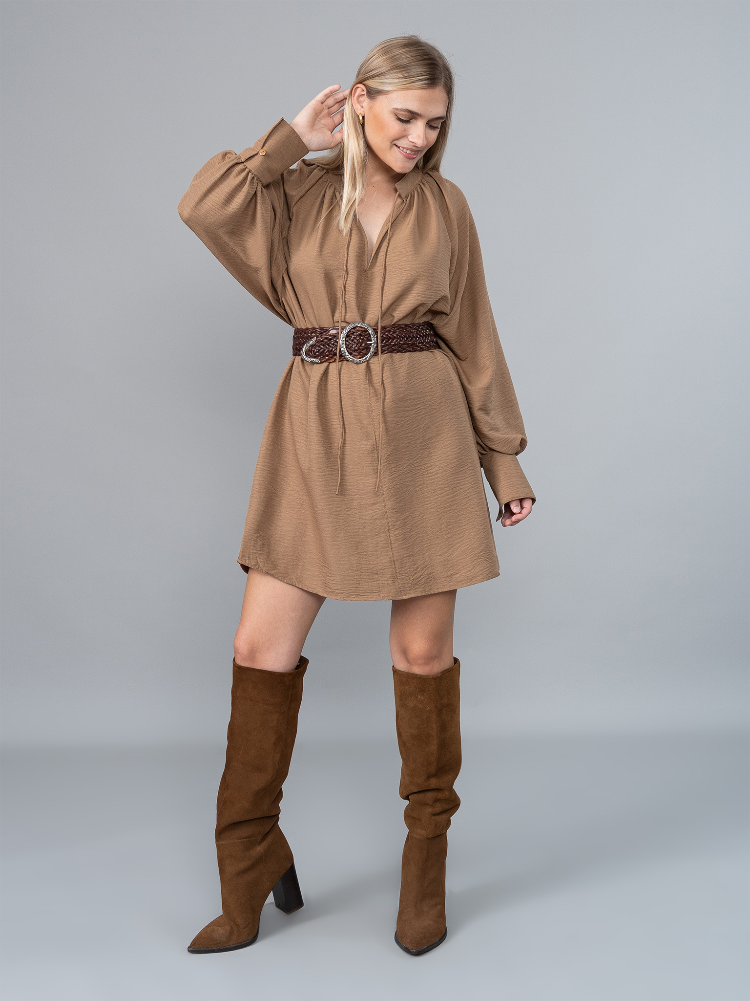 Vestido Mafer Mocha Mousse en Genova