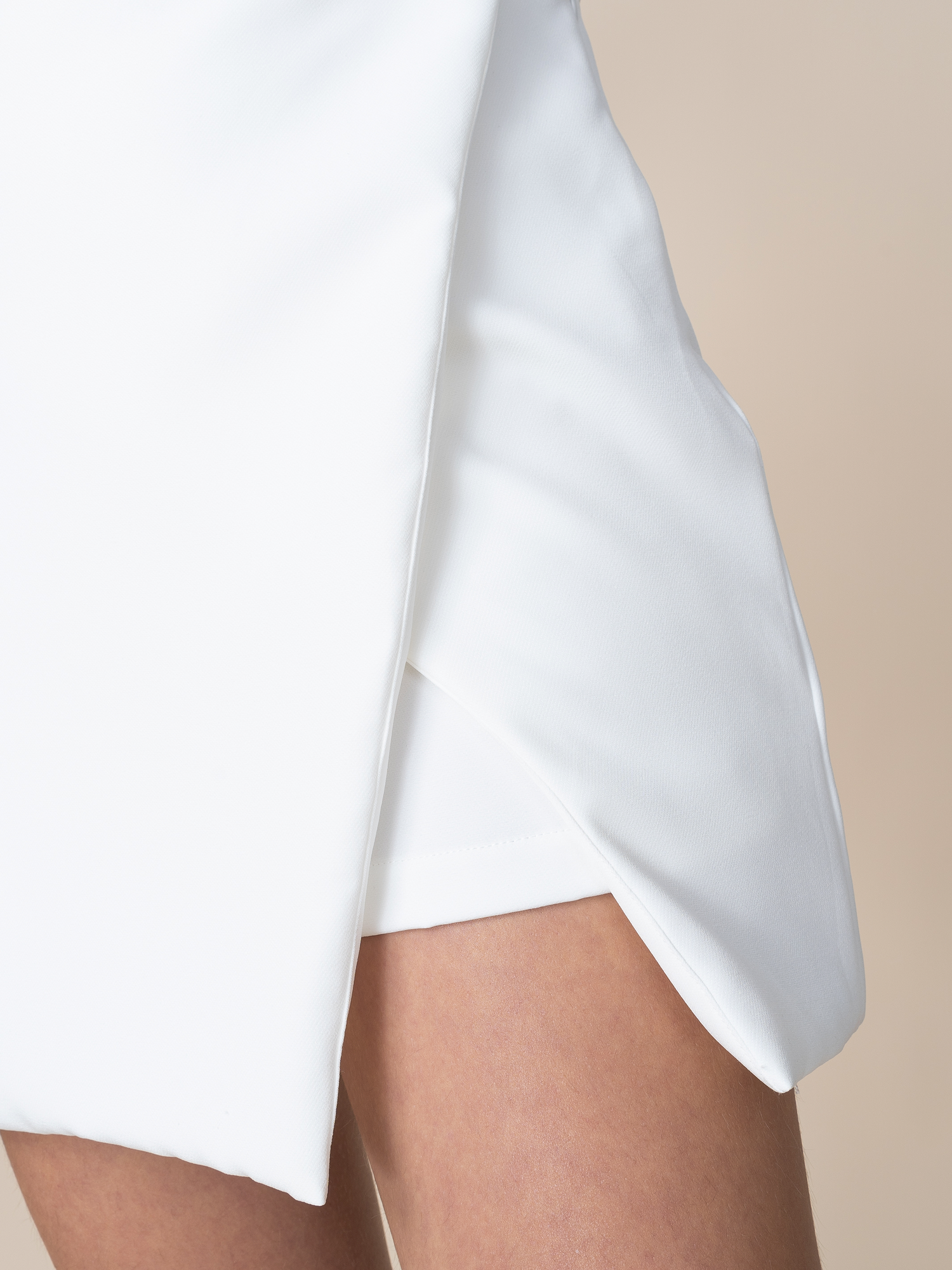 Falda/Short Julieta Crema