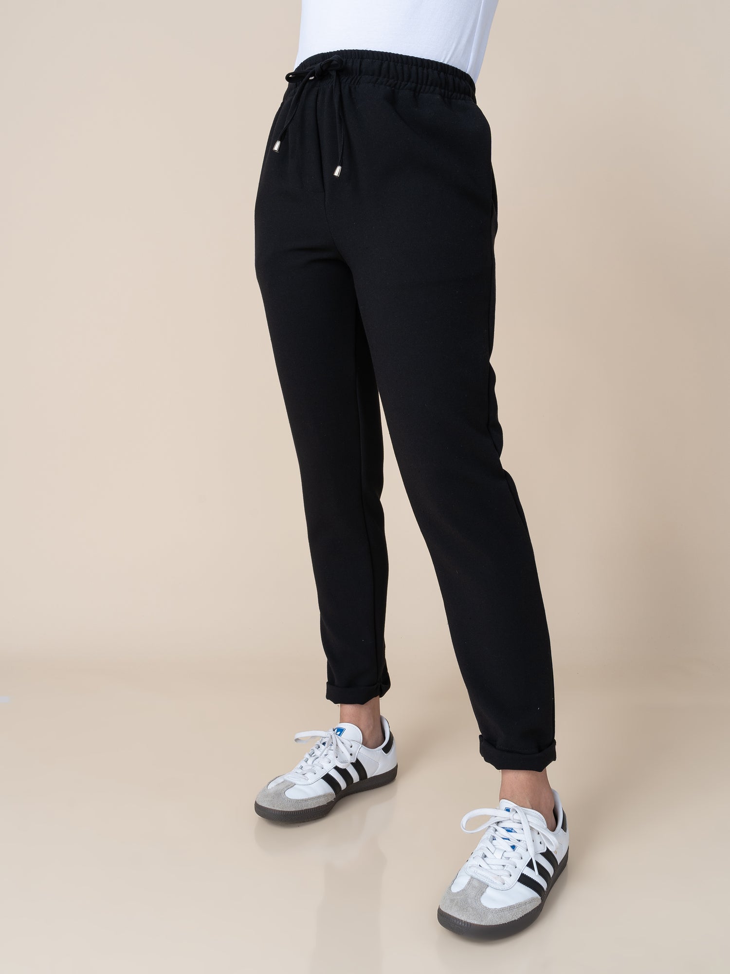 Formal Jogger Ariel Negro