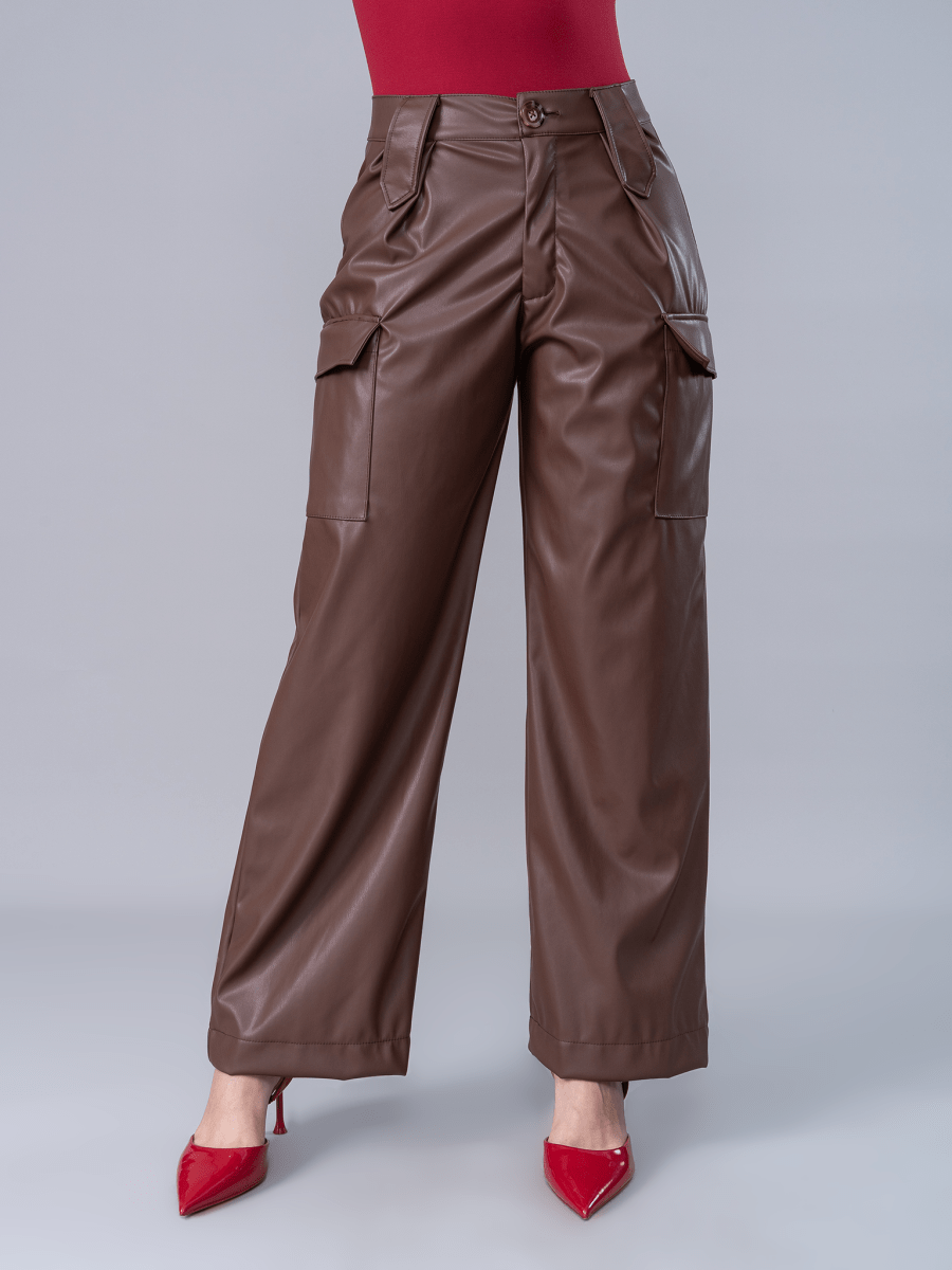 Cargo Efecto Piel Nathalia Marrón - PANTALON de La Matier