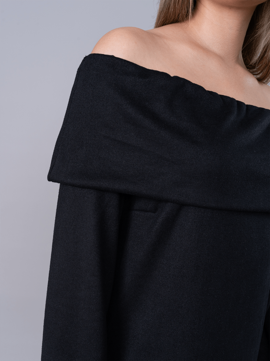 Chompa Off Shoulder Negro - Chompa de La Matier