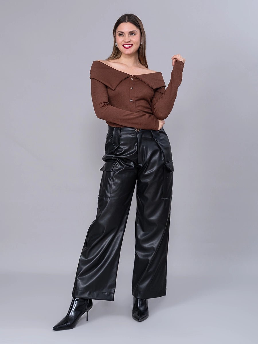 Polo Off Shoulder Chocolate Manga Larga - Polo de La Matier